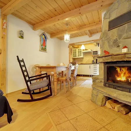 Klimatyczny Sun Seasons 24 W Wisle Z Kominkiem By Renters アパート ヴィスワ